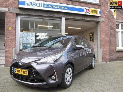 tweedehands Toyota Yaris 1.5 Hybrid Dynamic Navigatie Rijklaar Bovaggarantie