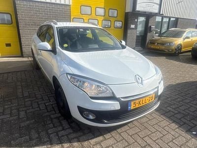 Occasion Renault Mégane GrandTour Expression 110 PK (80 kW) 2013 Wit Stationwagen