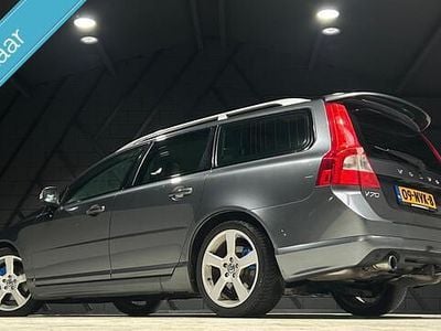 Grijs Occasion 2010 Volvo V70 R-Design Stationwagen | € 7.995 (Eerlijke prijs)