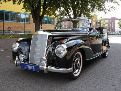 Zwart Occasion 1955 Mercedes 220 Cabriolet | € 149.000
