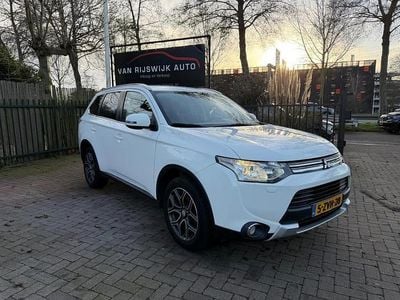 Wit Gebruikt 2015 Mitsubishi Outlander Edition SUV | € 5.990 (Super prijs)