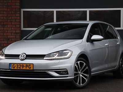 Grijs Occasion 2019 VW Golf VII Highline Hatchback | € 18.950 (Super prijs)