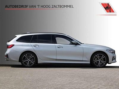 BMW 330e
