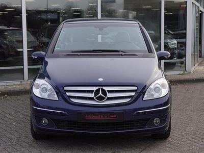 Mercedes B200