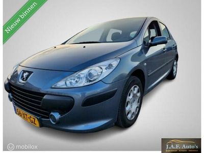 tweedehands Peugeot 307 1.6 Airco Cruise trekhaak Nieuw APK Lage Km!!!