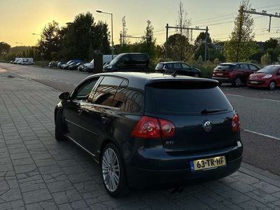 VW Golf V