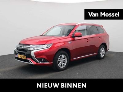 Rood Gebruikt 2020 Mitsubishi Outlander P-HEV SUV | € 24.400 (Eerlijke prijs)