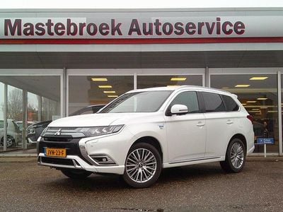 Occasion Mitsubishi Outlander Intense+ 177 PK (130 kW) 2021 Wit SUV