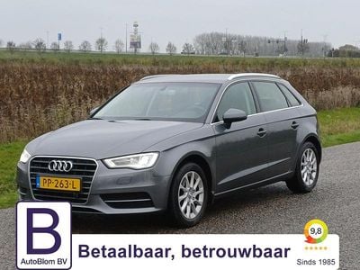 Grijs Gebruikt 2015 Audi A3 Sportback Ambition Hatchback | € 14.245 (Eerlijke prijs)