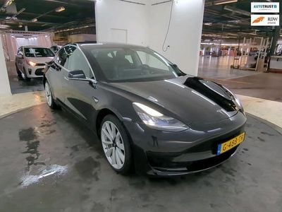 Zwart Occasion 2019 Tesla Model 3 Standard Range Sedan | € 16.775 (Eerlijke prijs)