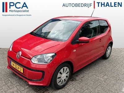 Rood Gebruikt 2013 VW up! high up! Hatchback | € 4.950 (Eerlijke prijs)
