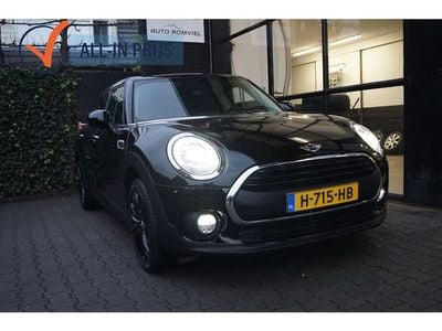 Zwart (metallic) Gebruikt 2017 Mini One Clubman Chili Stationwagen | € 16.950
