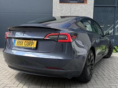 Grijs Gebruikt 2022 Tesla Model 3 Long Range AWD Sedan | € 33.890 (Iets duurder)
