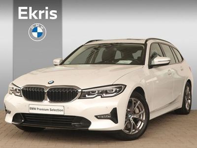 tweedehands BMW 330 3-SERIE Touring i High Executive Edition / Panorama dak / sportstoelen voor