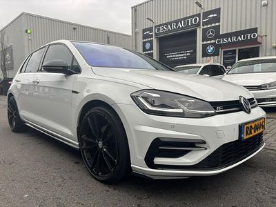 Wit Occasion 2018 VW Golf VII Highline Hatchback | € 17.999 (Eerlijke prijs)