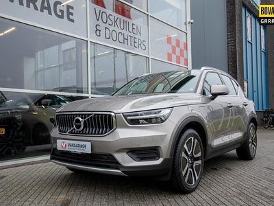 Beige Gebruikt 2022 Volvo XC40 Inscription SUV | € 35.850 (Eerlijke prijs)
