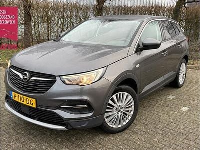 Grijs Occasion 2020 Opel Grandland X Business SUV | € 12.899 (Eerlijke prijs)