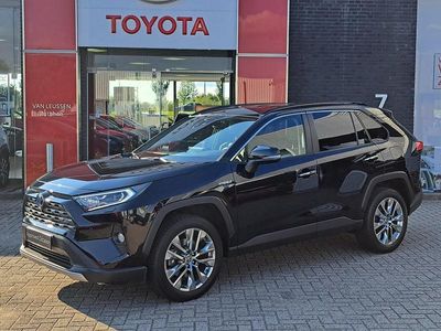Zwart Gebruikt 2021 Toyota RAV4 Executive SUV | € 37.400 (Eerlijke prijs)