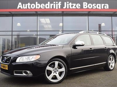 Zwart Occasion 2010 Volvo V70 R-Design Stationwagen | € 10.950 (Duur)