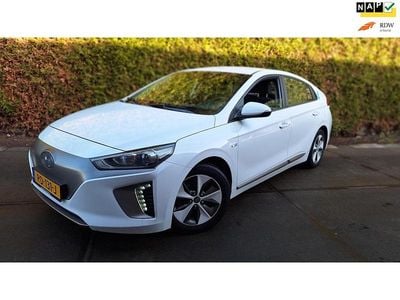 Wit Occasion 2018 Hyundai Ioniq Comfort Hatchback | € 10.769