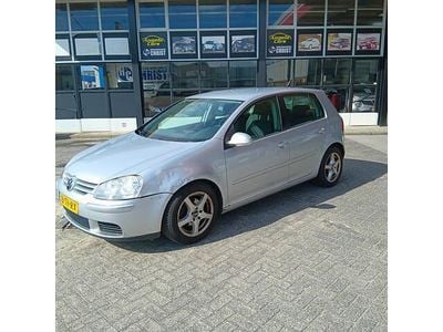 VW Golf V