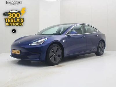 Blauw Gebruikt 2020 Tesla Model 3 Standard Range Sedan | € 21.400 (Eerlijke prijs)