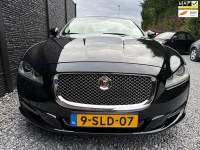 Zwart Gebruikt 2013 Jaguar XJ Portfolio Sedan | € 8.000