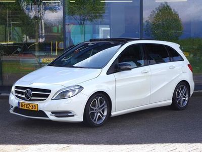 tweedehands Mercedes B180 Automaat Ambition Comfort, LED, Panoramadak, Navig