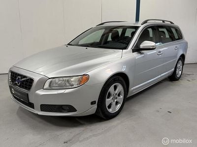 Grijs Gebruikt 2009 Volvo V70 Momentum Stationwagen | € 10.945 (Super prijs)
