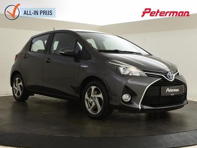 Grijs Gebruikt 2016 Toyota Yaris Hybrid Hatchback | € 13.899 (Eerlijke prijs)