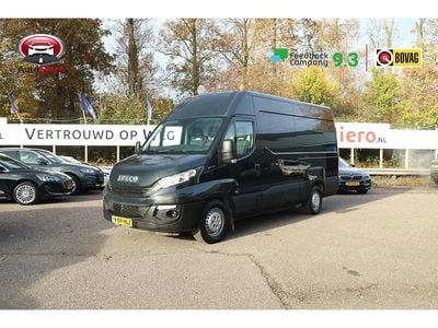 Zwart Gebruikt 2017 Iveco Daily Van | € 17.995 (Eerlijke prijs)
