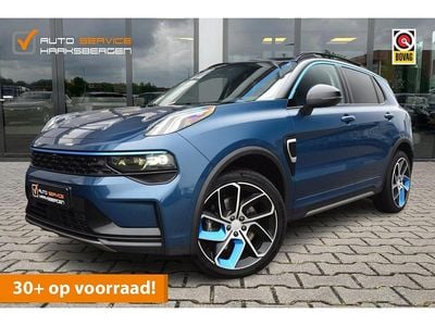 Lynk & Co 01