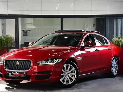 Rood Gebruikt 2015 Jaguar XE Portfolio Sedan | € 18.450 (Iets duurder)