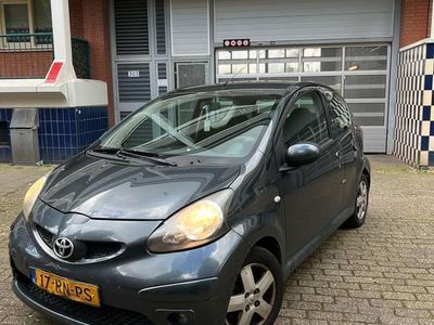 tweedehands Toyota Aygo 1.0-12V Sport SCHADE ZO MENEMEN