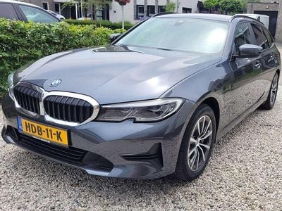 Occasion BMW 330e Executive 184 PK (135 kW) 2021 Grijs Stationwagen