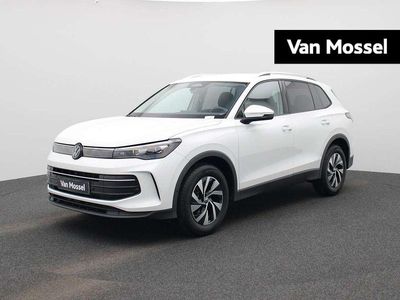 Wit Nieuw 2025 VW Tiguan Edition SUV | € 53.400 (Iets duurder)