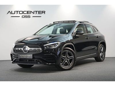Zwart Occasion 2021 Mercedes GLA250 AMG line SUV | € 37.845 (Eerlijke prijs)