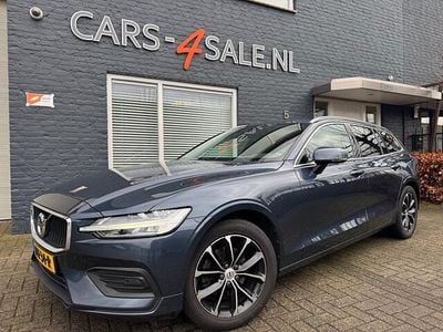 Blauw Occasion 2020 Volvo V60 Momentum Stationwagen | € 23.900 (Eerlijke prijs)