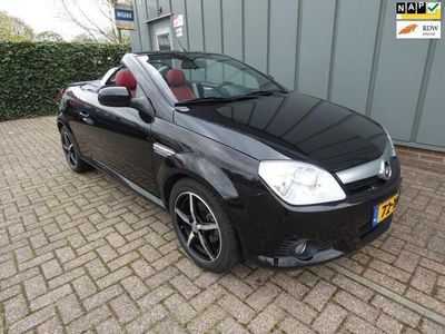 tweedehands Opel Tigra TwinTop 1.8-16V Temptation NAP//AIRCO//CRUISE//CV+AB//CABRIO