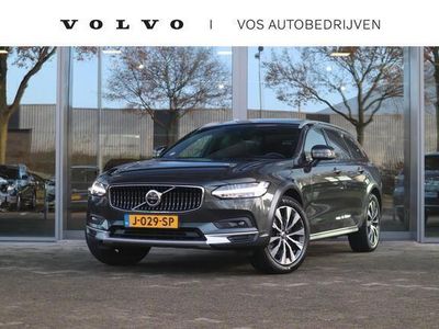 tweedehands Volvo V90 CC 2.0 B5 AWD Pro | Schuif-/ kanteldak| Harman Kardon Audiosysteem| 360* Camera| Keyless Entry| Airco separaat achter| Semi-elektrisch inklapbare trekhaak| Elektrisch bedienbare bestuurdersstoel met geheugenfunctie|