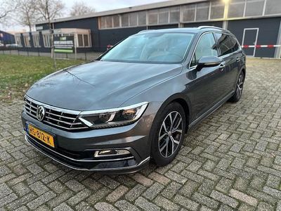 Grijs Gebruikt 2015 VW Passat Edition Stationwagen | € 8.650 (Duur)