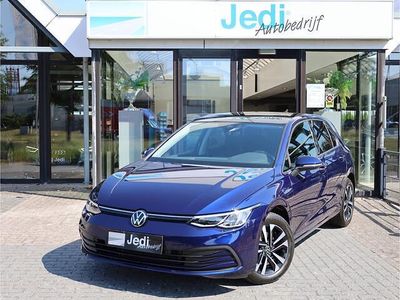 Occasion VW Golf VIII United 110 PK (80 kW) 2021 Blauw Hatchback
