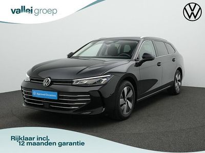 Zwart Gebruikt 2025 VW Passat Business Stationwagen | € 42.900