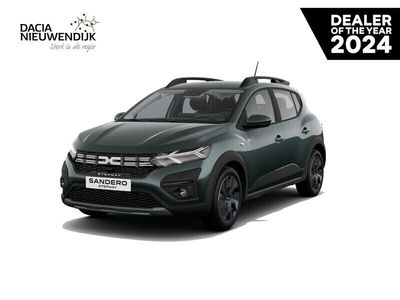 Cedar green (groen mica) Nieuw 2025 Dacia Sandero Expression Hatchback | € 24.400 (Iets duurder)