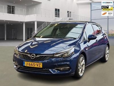 Blauw Occasion 2020 Opel Astra Elegance Hatchback | € 7.399 (Goede deal)