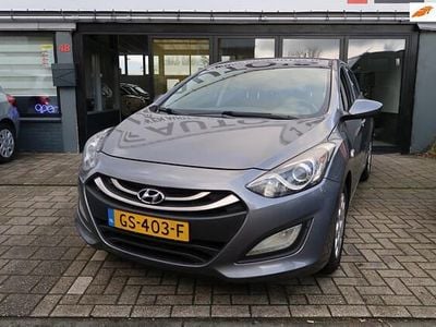 Grijs (metallic) Occasion 2015 Hyundai i30 Hatchback | € 6.950 (Goede deal)