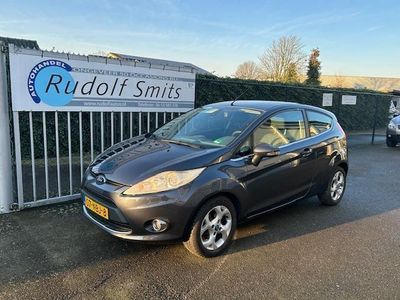 Grijs Occasion 2010 Ford Fiesta Titanium Hatchback | € 2.990 (Eerlijke prijs)