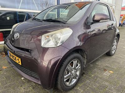 Paars Gebruikt 2009 Toyota iQ Comfort Hatchback | € 4.750 (Duur)