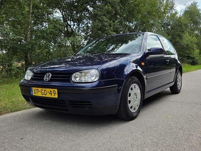 VW Golf IV