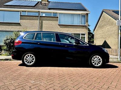 BMW 216